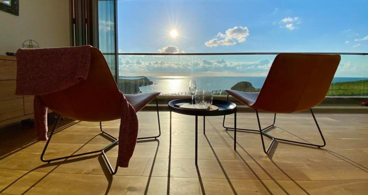 Sunset Waves Sea View Apartment Featuring Panoramic Views & Parking นิวคีย์ ภายนอก รูปภาพ